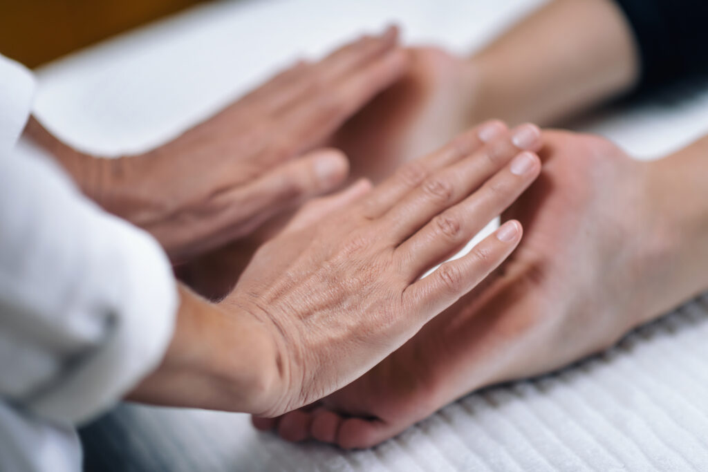 Image showing reiki healing through the soles of the feet